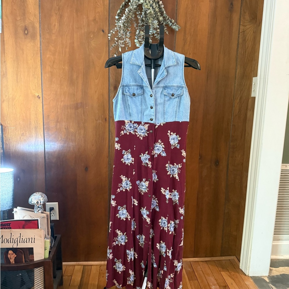 True 90’s Vintage Denim Bodice Burgundy Floral Maxi Dress